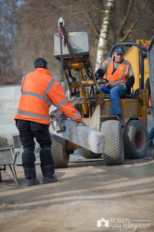 Voets Weg en Waterbouw legt bestrating Lockhorstpark Didam