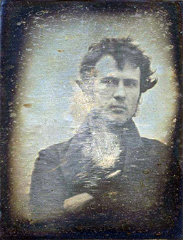 eerste-selfie-in-1839-door-robert-cornelius Robbin van Turnhout fotografie